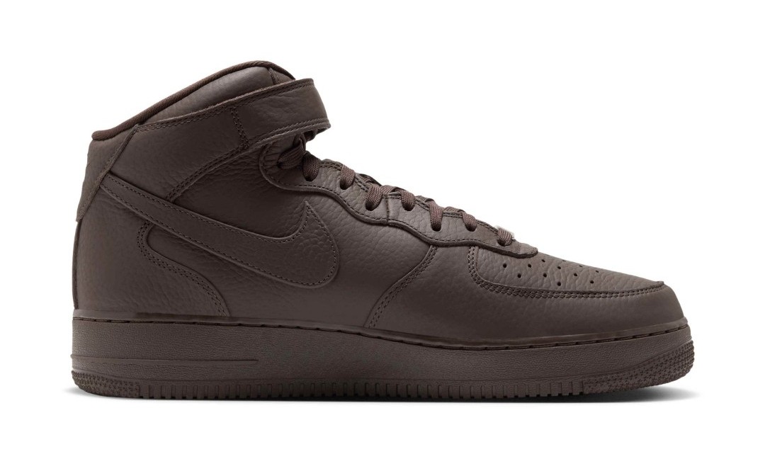 【2026年 10/26 発売】NIKE AIR FORCE 1 07 MID “Baroque Brown” (ナイキ エア フォース ミッド “バロックブラウン”) [IQ0189-200]