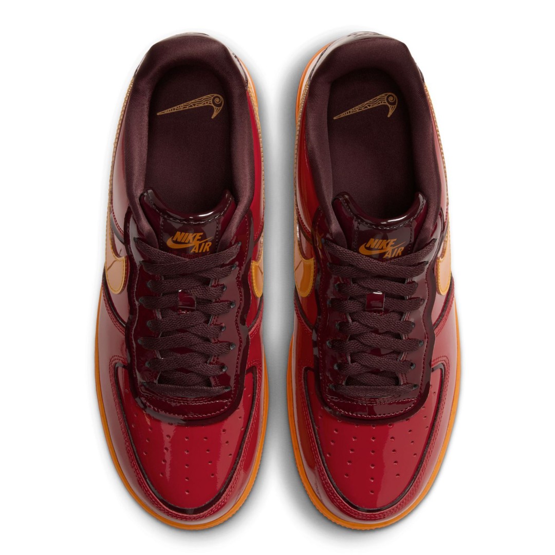 【2026年 11/2 発売予定】NIKE AIR FORCE 1 07 LOW “Gym Red/Team Red/Burgundy Crush” (ナイキ エア フォース ロー “レッド/バーガンディ”) [IX8058-687]