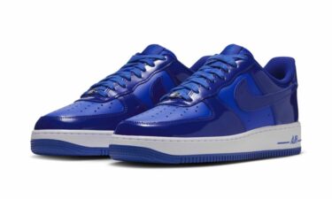 【2026年 10/20 発売】NIKE AIR FORCE 1 LOW “Patent Leather/Deep Royal Blue” (ナイキ エア フォース 1 ロー “エナメルレザー/ディープロイヤルブルー”) [JA3766-400]