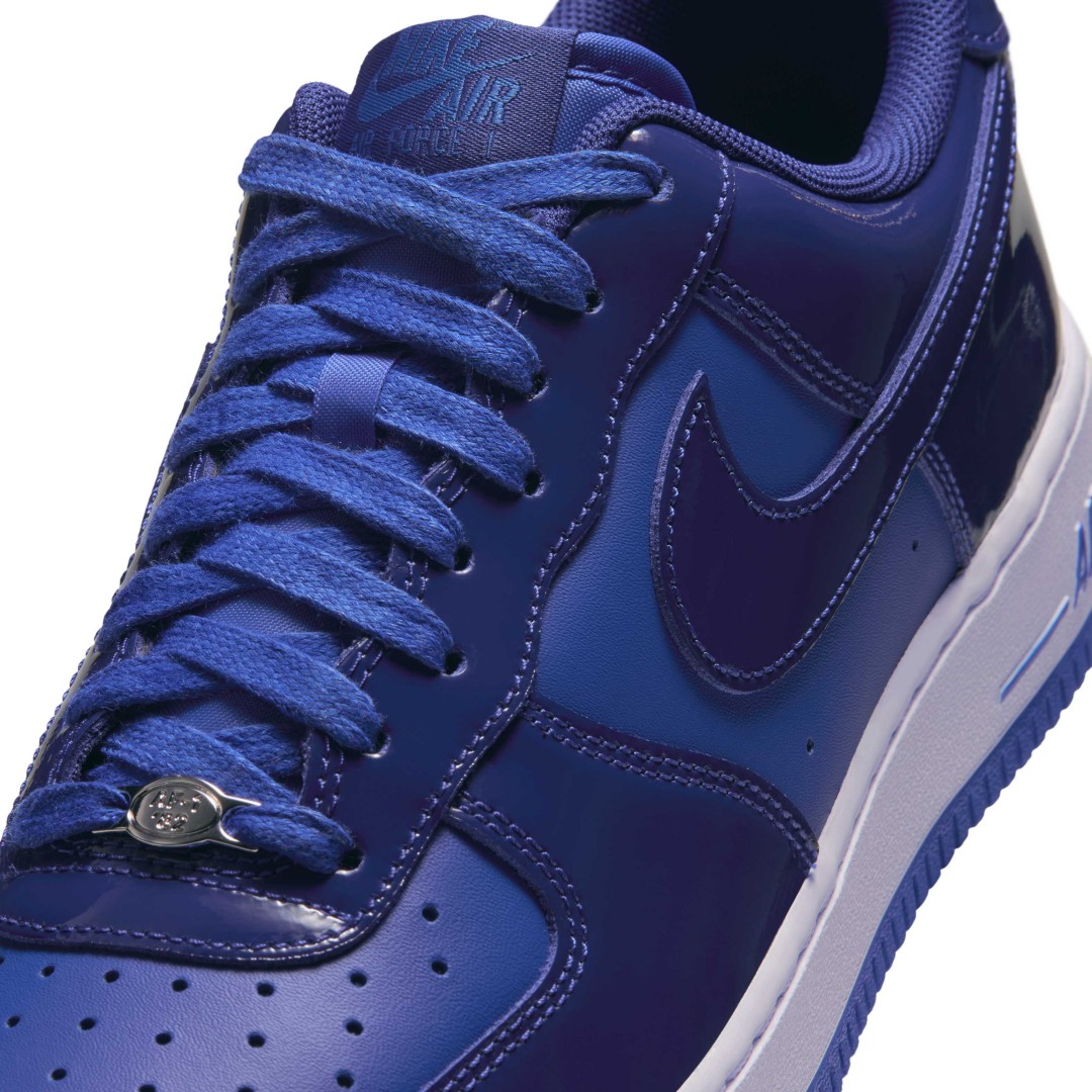 【2026年 10/20 発売】NIKE AIR FORCE 1 LOW “Patent Leather/Deep Royal Blue” (ナイキ エア フォース 1 ロー “エナメルレザー/ディープロイヤルブルー”) [JA3766-400]