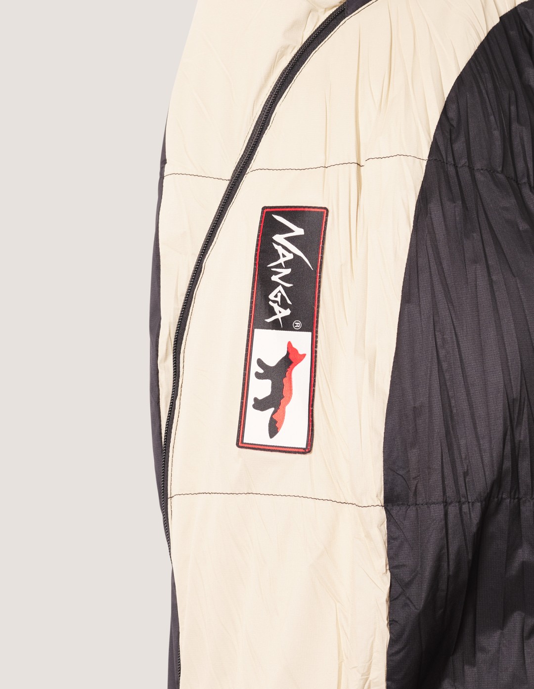 NANGA × MAISON KITSUNÉとの山と都市をつなぐコラボレーションコレクションが2026年 10/27 発表 (ナンガ メゾン キツネ)