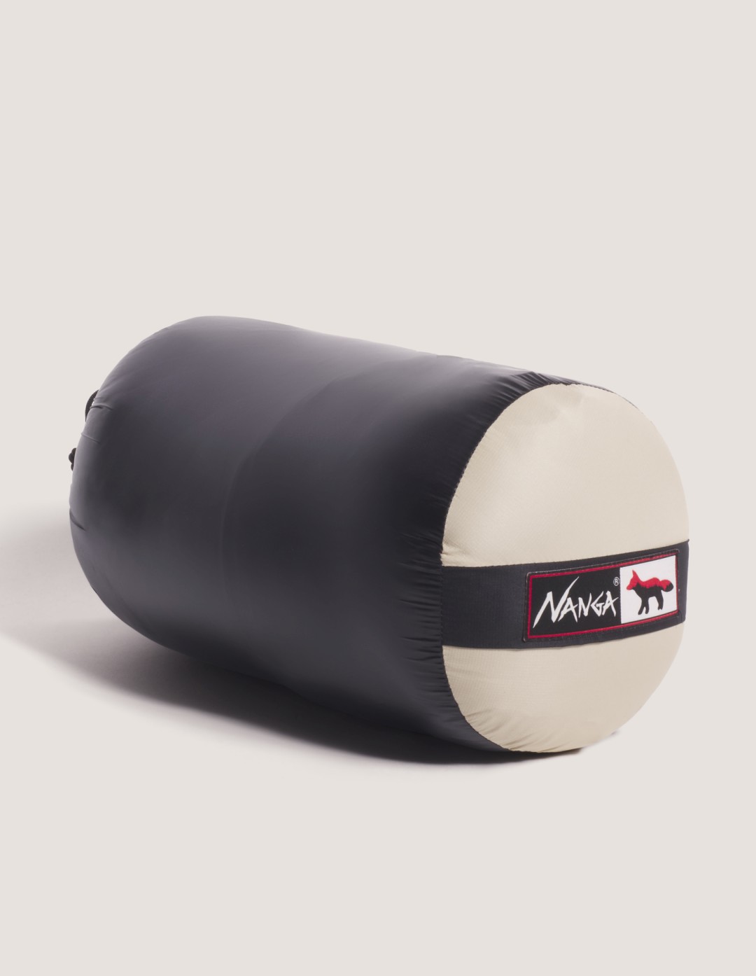 NANGA × MAISON KITSUNÉとの山と都市をつなぐコラボレーションコレクションが2026年 10/27 発表 (ナンガ メゾン キツネ)
