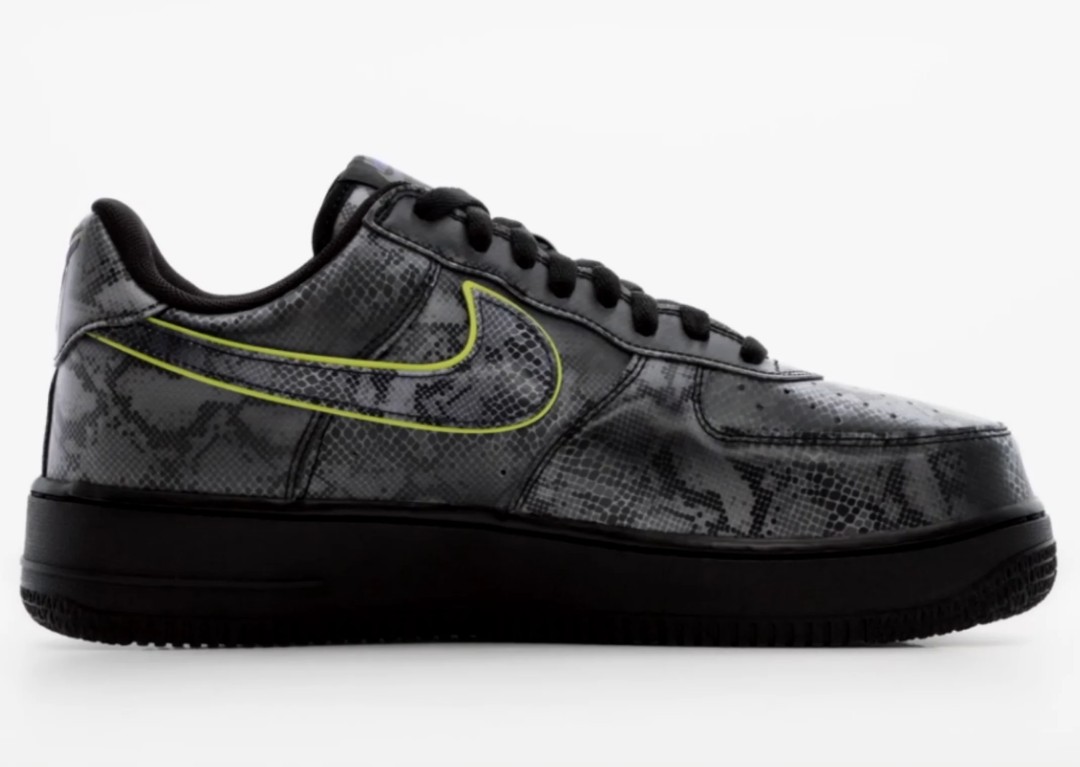【2026年末 発売予定】Kobe Bryant × NIKE AIR FORCE 1 LOW PROTRO “Lenticular Snakeskin” (コービー・ブライアント ナイキ エア フォース ロー プロトロ “レンチキュラー スネークスキン”) [IV4920-001]