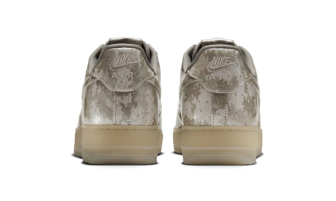 【2026年 10/21 発売】NIKE AIR FORCE 1 RETRO LOW “Camo/Fossil/Rough Green” (ナイキ エア フォース 1 レトロ ロー “カモ/フォッシル/ラフグリーン”) [IV4885-900/IV4885-901]