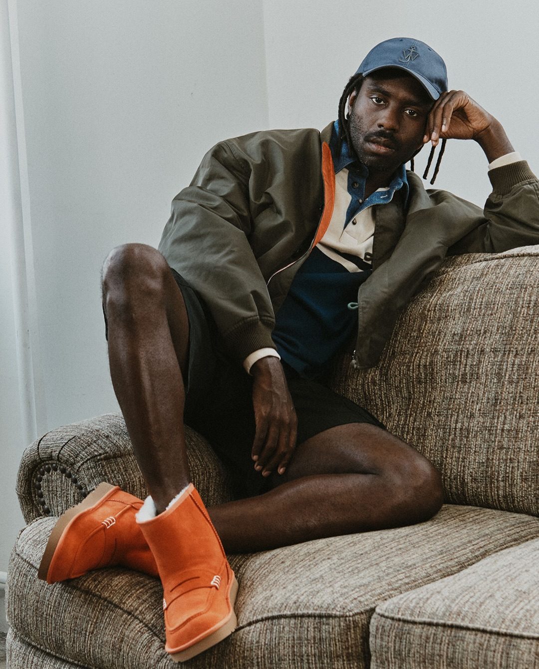 UGG × J.W. ANDERSON コラボ2型が2026年 10/15 発売 (アグ J.W.アンダーソン)