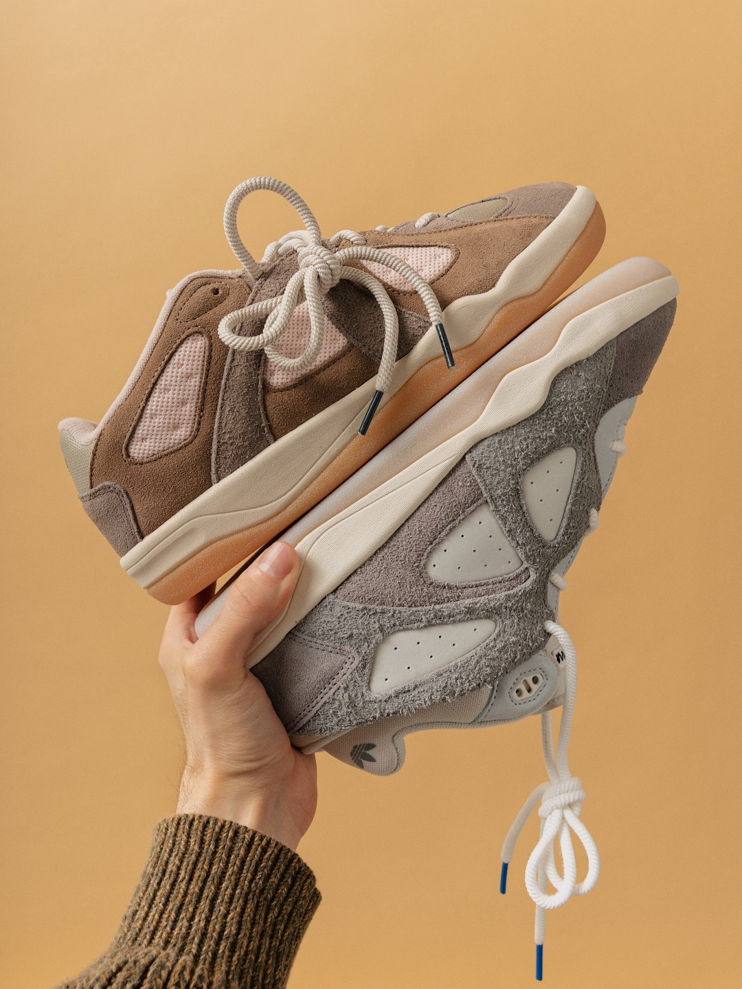 【2026年 11/8 発売予定】BAD BUNNY × adidas Originals BadBo 1.0 & 1.1 (バッドバニー アディダス オリジナルス) [LC5290/LM5057]