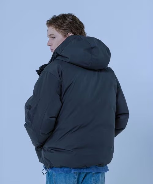 monkey time for THE NORTH FACE PURPLE LABEL “65/35 Short Down