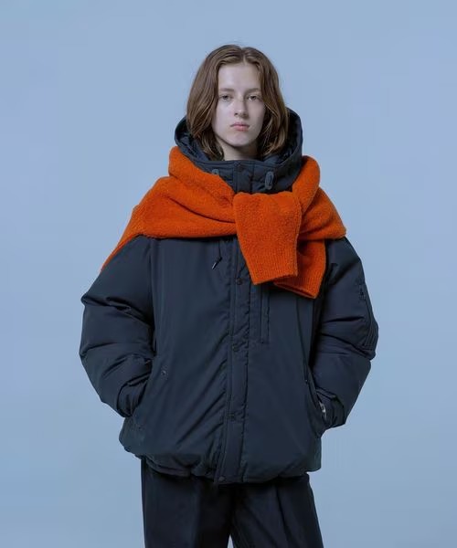 monkey time for THE NORTH FACE PURPLE LABEL “65/35 Short Down